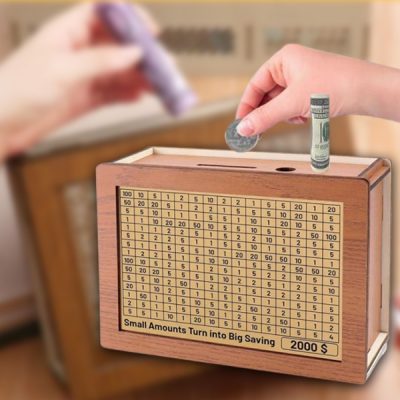 Drewniana skarbonka do oszczędzania pieniędzy | COINSAVE