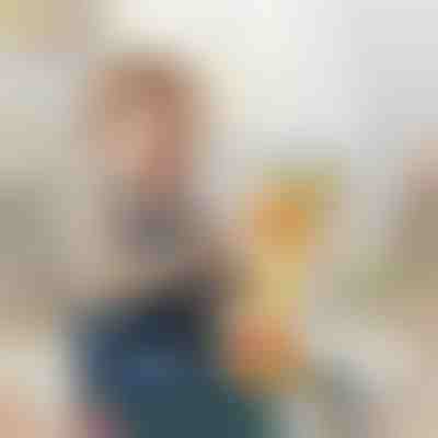 Interaktywna pluszowa żyrafa | GIRADANCE